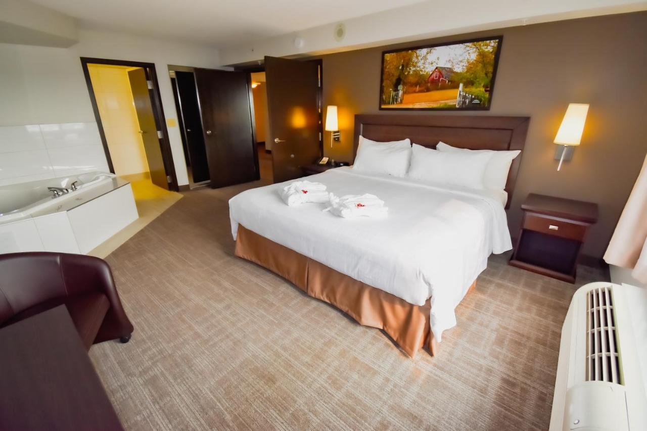 Canad Inns Destination Centre Club Regent Casino Hotel Winnipeg Extérieur photo