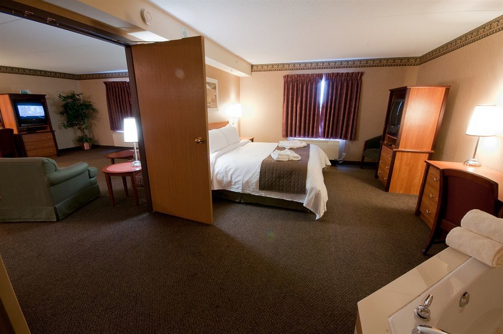 Canad Inns Destination Centre Club Regent Casino Hotel Winnipeg Extérieur photo