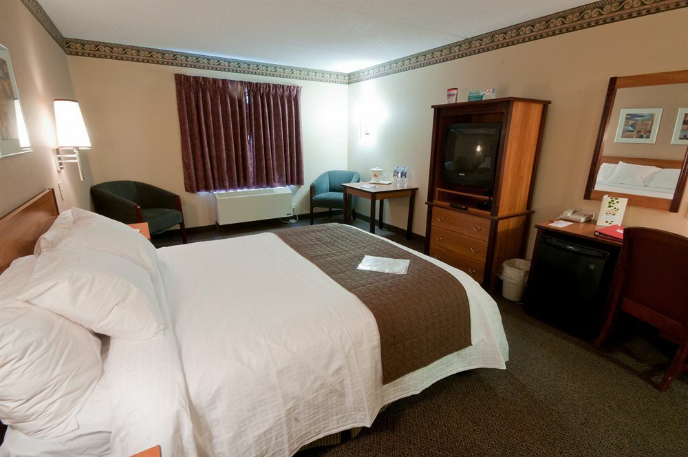 Canad Inns Destination Centre Club Regent Casino Hotel Winnipeg Extérieur photo